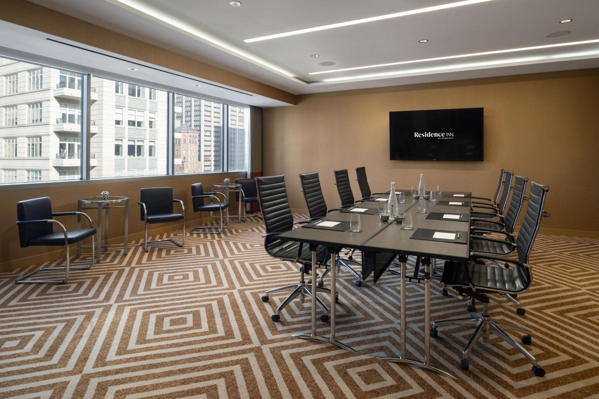 Residence Inn By Marriott Chicago Downtown Magnificent Mile Eksteriør bilde